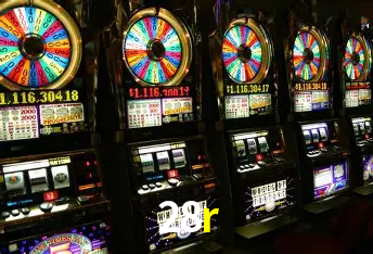 A Ascensão dos Esportes Eletrônicos: Um Novo Paradigma no Entretenimento